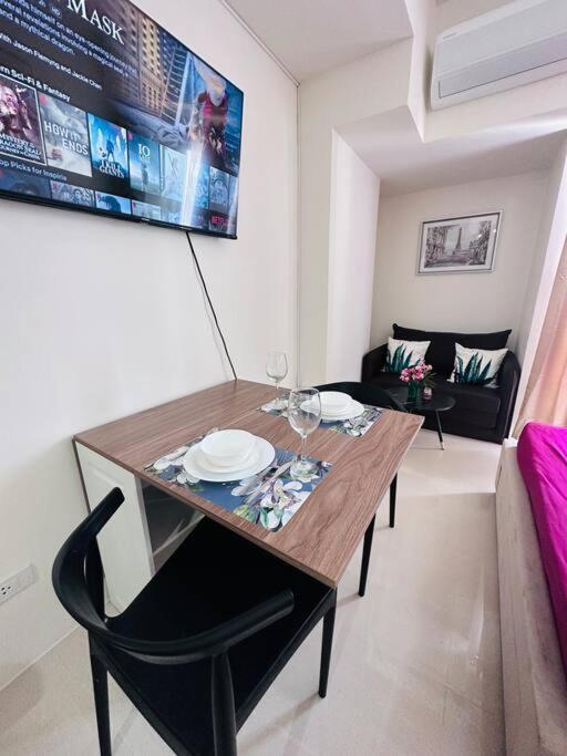 Lengs Place 1 - Studio Unit At Inspiria Condo Beside Abreeza Mall Davao City Esterno foto